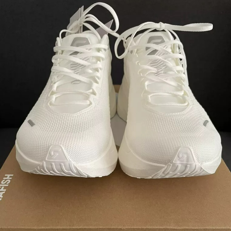 DYNAFISH Training Shoes For Me - đánh giá và giá Men'S Shoes Vs Women'S Size